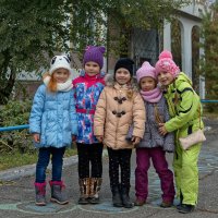 Один день из жизни детского садика - осень во дворе :: Дмитрий Конев