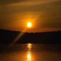 Летний закат на озере :: Aнна Зарубина
