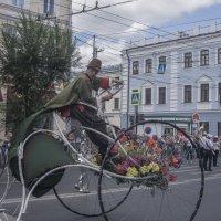 Человек на велосипеде :: Оксана Горбунова