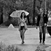 Прогулка под дождём :: Mikhail Irtyshskiy