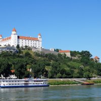 Вид на Братиславу со стороны Дуная :: Gal` ka