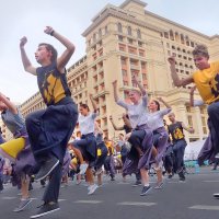 Танцы на площади :: Nikanor 