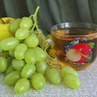 Яблочно-виноградный сок :: Татьяна Смоляниченко