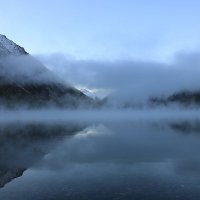 Туман над озером :: Галина Козлова 