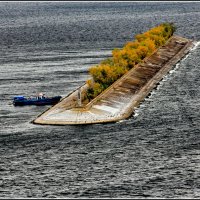 Спрятался от ветра... :: generalov545 