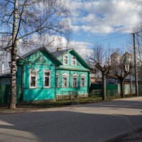 Дом и тихая улица. :: Олег Фролов