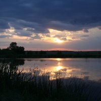 Закат на реке Караталы-Аят :: Владимир Помазан