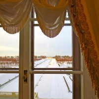 Из окна Константиновского Дворца :: Елена 