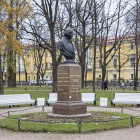 Памятник Гоголю Н. В. :: Андрей Дурапов