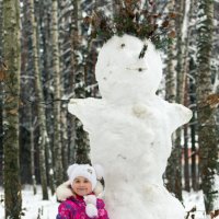 Девочка и снеговик! :: Вячеслав Кулаков