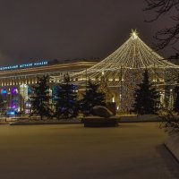 Москва Предновогодняя :: юрий поляков