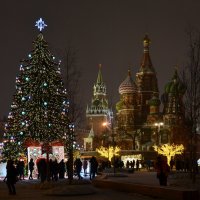 Новогодняя Москва. :: Oleg4618 Шутченко