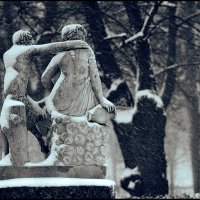 Первый снег в Летнем саду  1976 :: Цветков Виктор Васильевич 
