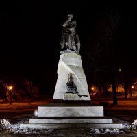 Памятник М.Ю. Лермонтову :: Николай Николенко