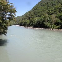 Горная река Юпшара. :: Валюша Черкасова