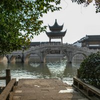 Вот такие мостики через многочисленные каналы г.Суджоу (Китай) :: Юрий Поляков