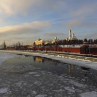 Пересекая Москворецкий мост (вариации на тему) :: Андрей Лукьянов