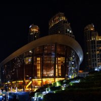 Дубайский оперный театр. Ночной вариант. :: Alex 