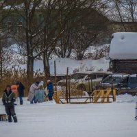 Вода на всех одна,кому рыбалка кому купание :: Сергей Цветков