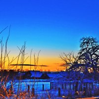 Зимний закат... :: Vladimir Semenchukov