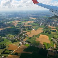 Под крылом самолета Бельгия :: Надежда Лаптева