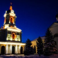 Высоцкий мужской монастырь - Церковь колокольня Трех святителей 1840г - Серпухов :: Валерий 