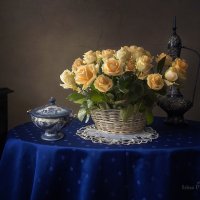 Натюрморт с желтыми розами :: Ирина Приходько