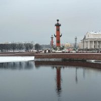 СПб зимой. Биржевая площадь. Взгляд с Биржевого моста. :: Elena Izotova