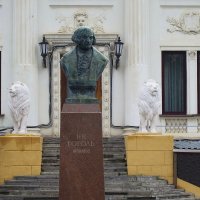 Памятник Гоголю Н.В. :: kentiya 