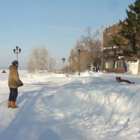 Солнечным воскресным днем на набережной :: марина ковшова 