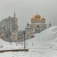 Успенский собор за снежной пеленой. :: Анатолий. Chesnavik.