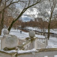 Пргулки в Зимнем Парке :: юрий поляков