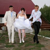 Дождь в день свадьбы хорошая примета. :: Владимир Помазан