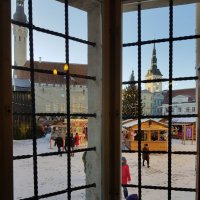 Вид из окна на площадь. :: Anna Gornostayeva