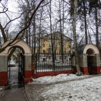 Жилой комплекс 1948 года :: Сергей Лындин