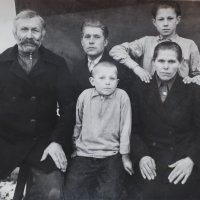 Семейное фото. Воронежская область, 1949 год. :: Gen Vel