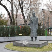 Армения. Ереван. Памятник Уильяму Сарояну :: Galina Leskova