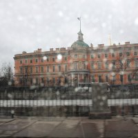 Дожди и снег облюбовали город мой давно..... :: Tatiana Markova