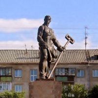 Памятник Металлургу в Магнитогорске :: Елена (ЛенаРа)