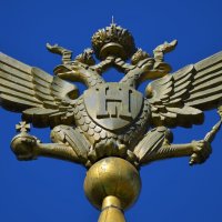 Герб на Передних воротах в Коломенском :: Константин Анисимов