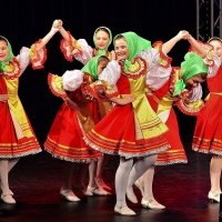 танец "Капустка" :: Лариса Красноперова