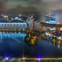 Туманный салют над осенним городом :: Sergey-Nik-Melnik Fotosfera-Minsk