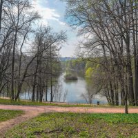 Апрель в Царицыно :: Владимир Жданов