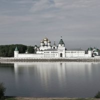 Кострома, Ипатьевский монастырь :: Святец Вячеслав 