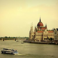 на берегу Дуная :: Ольга 