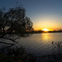 Внезапно вечер перешел в закат... :: Александр Белый