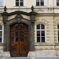 Двери в Праге :: Сергей Беляев