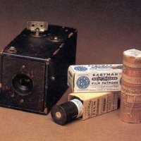 Первая камера Кодак и пленка разработанные Дж.Истманом (1889 г., США) :: Юрий Поляков