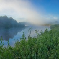 Укрытая туманом нежным... :: Igor Andreev