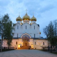 Успенский храм в Ярославле :: Natalia Harries